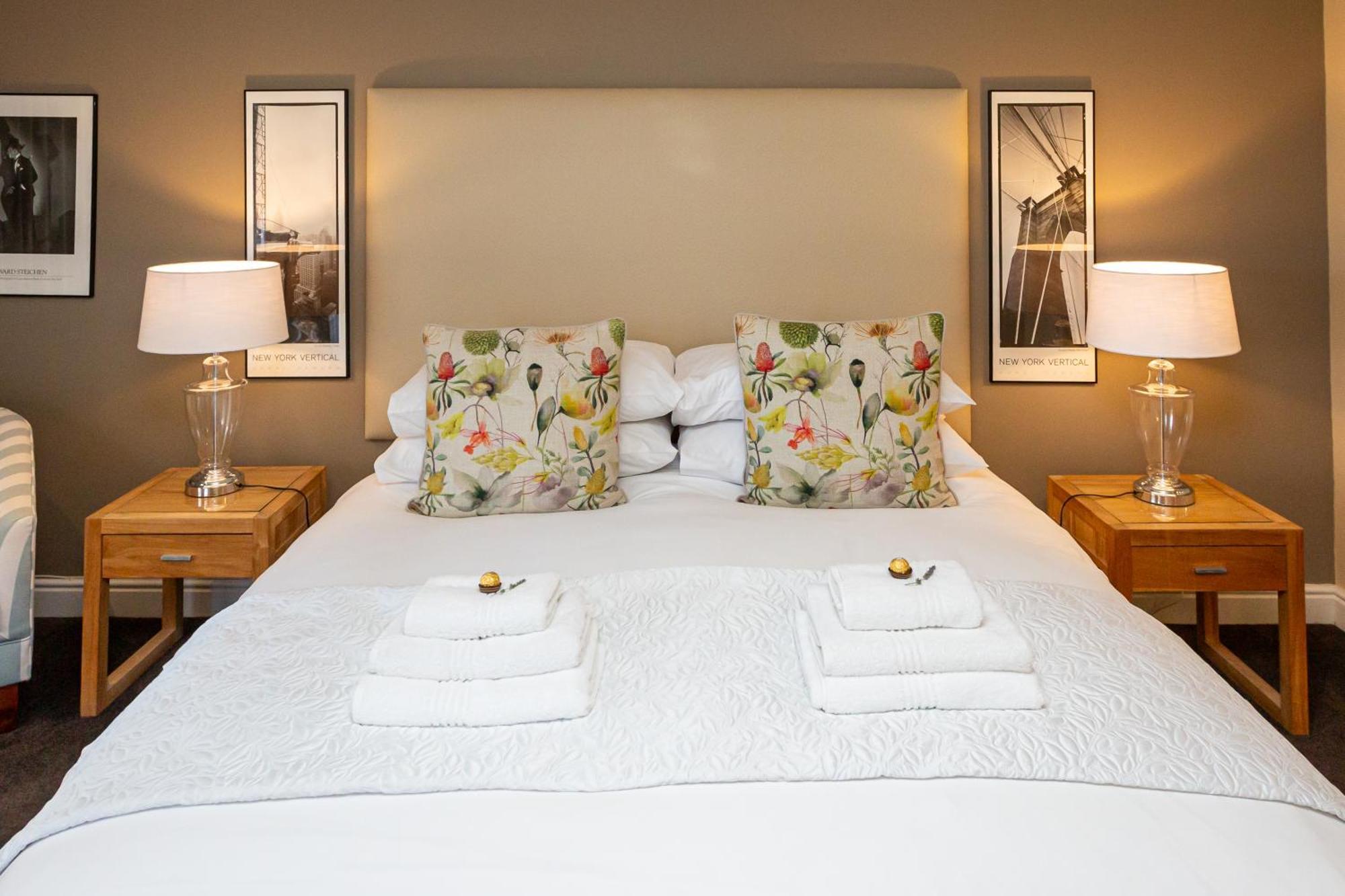 Pictures Guest House Boutique Hotel Oudtshoorn Extérieur photo