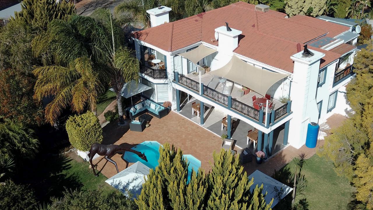 Pictures Guest House Boutique Hotel Oudtshoorn Extérieur photo